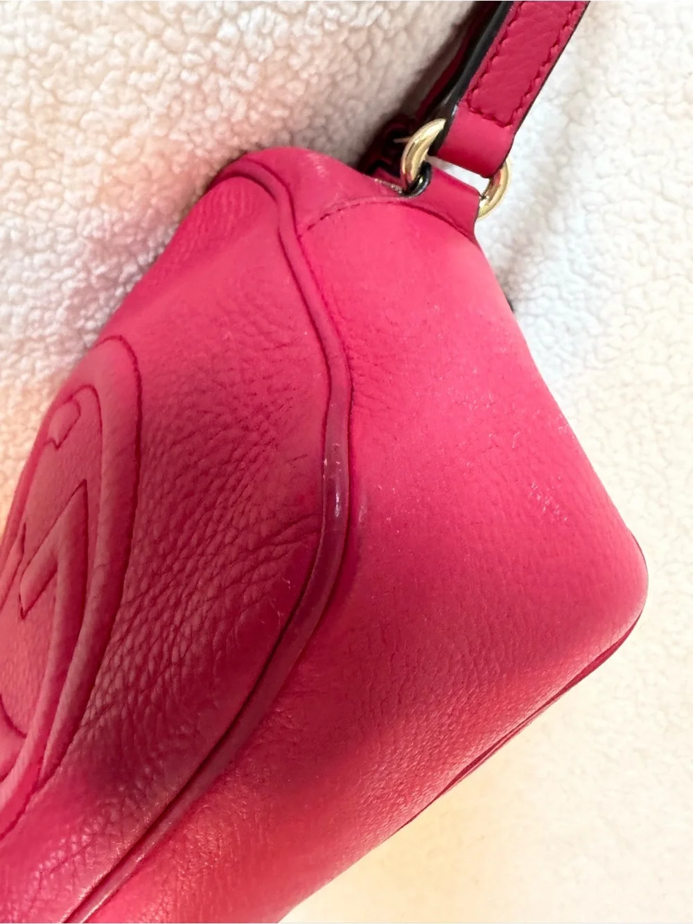 Gucci Soho Disco Bag in Fuchsia Leather with Tassel